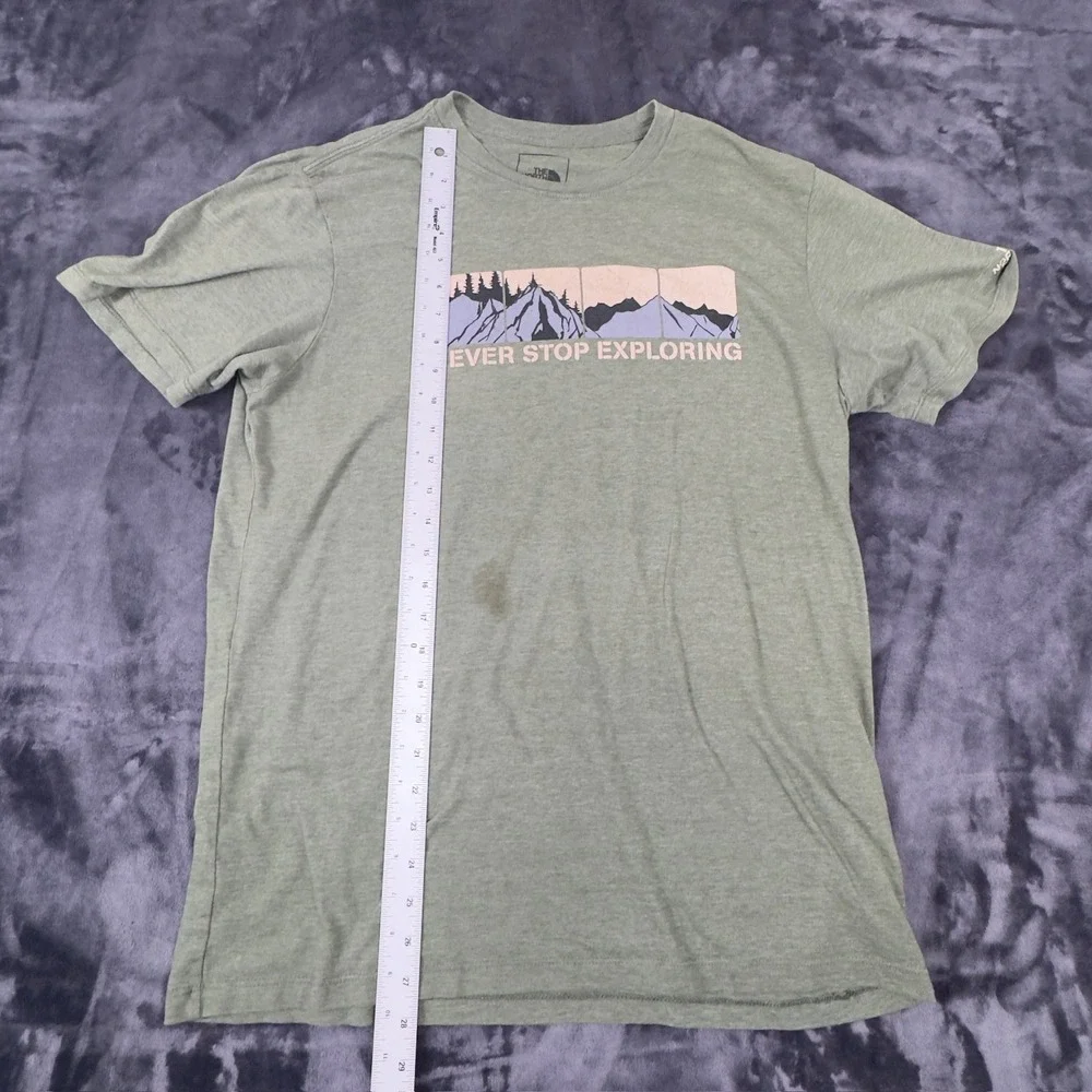 The North Face T-Shirt Mens L Green Never Stop Exploring Mountain Graphic Tee